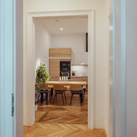 Marienhof Hotel apartamentowy 4*